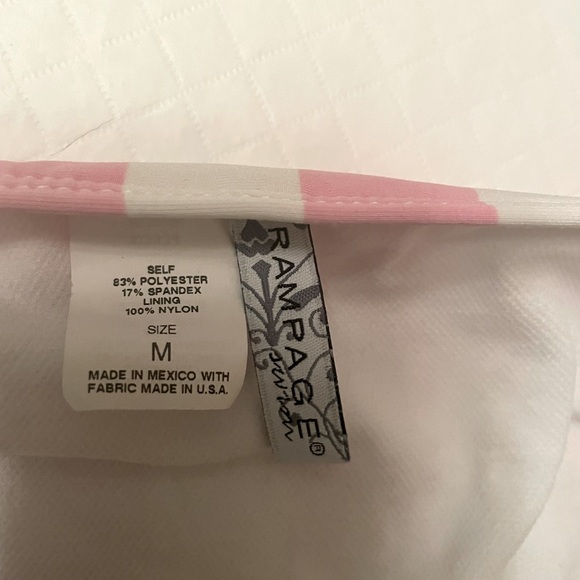 🔥 3/21 🔥Victoria’s Secret Luxe pink Striped Bikini Rampage bottoms only in Med - Picture 4 of 6